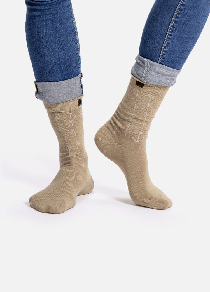 Tatsu | Eco-Friendly Beige Pattern