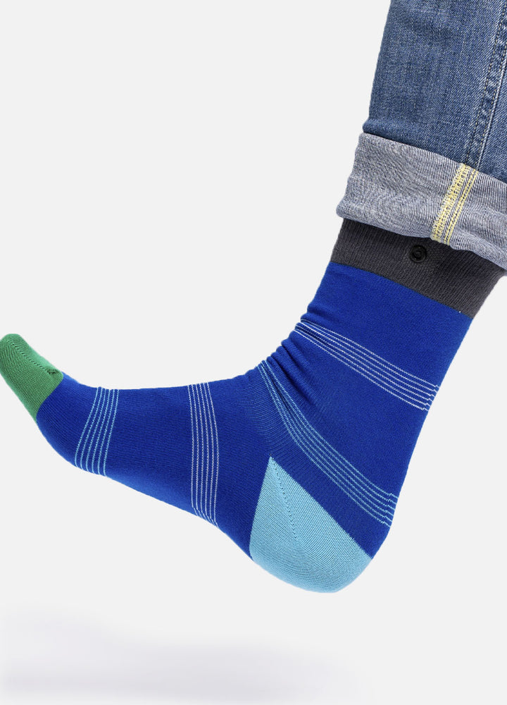 Blue socks – a versatile essential for every outfit