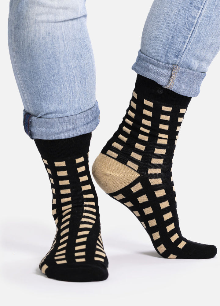 Ofa | organic cotton socks with graphic pattern & button