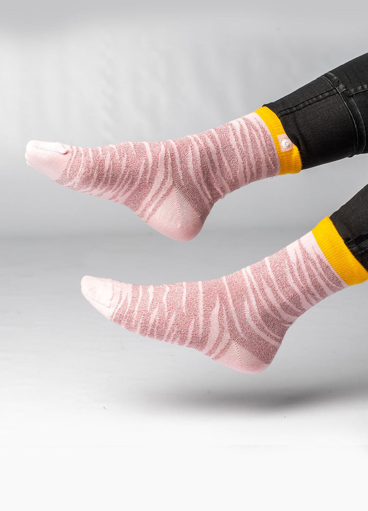 Lyserød nistret strømpe 2