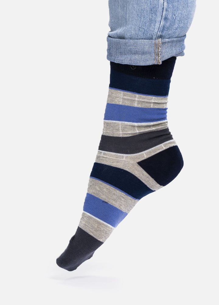 Lanet | organic socks with bold stripes & button