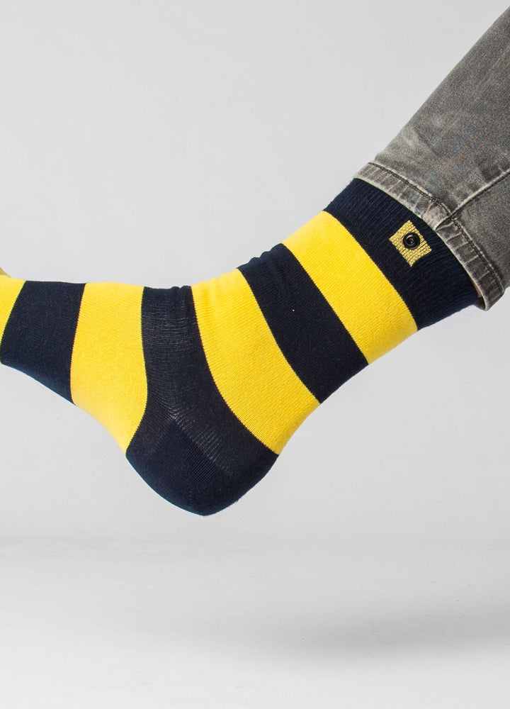 Gule og sorte stribet strømper 6