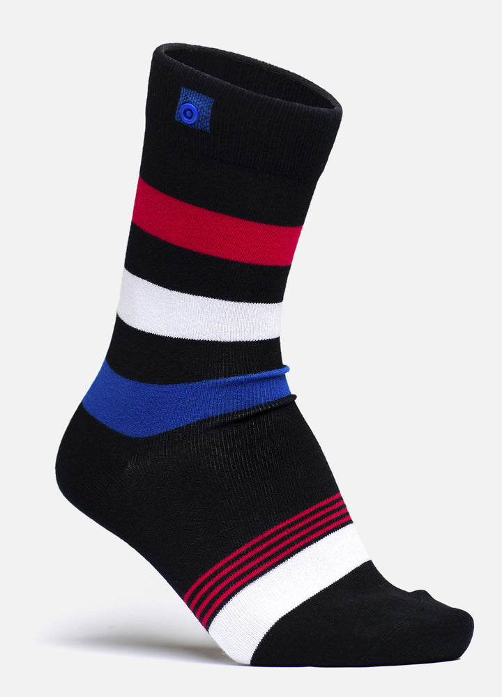 Sort strømpe med bredde striber