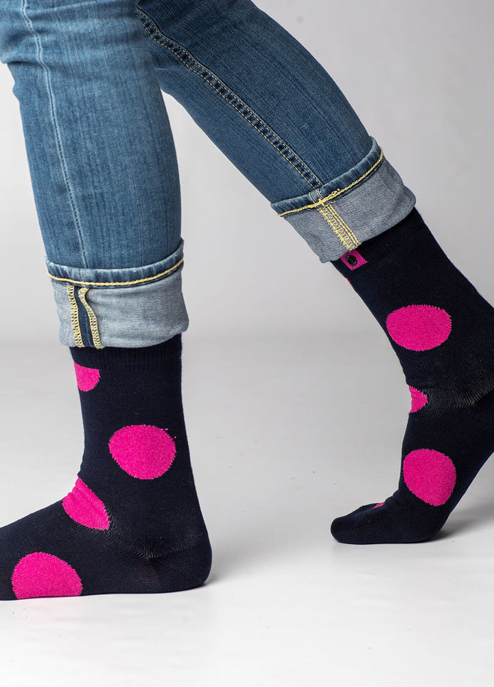 Navy strømper med pink prikker 1