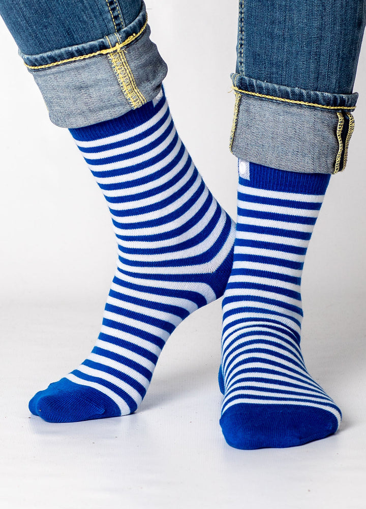 Blå og hvide stribet strømpe 3