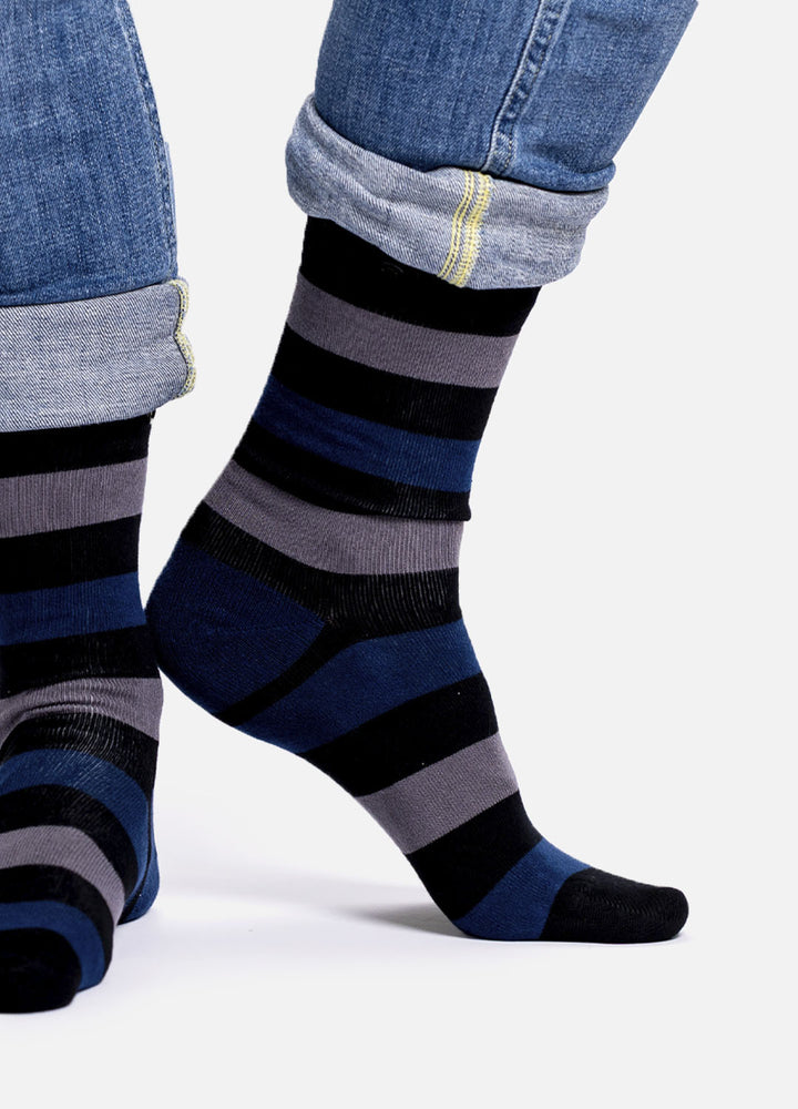 Sada men’s bamboo socks with stripes & smart button