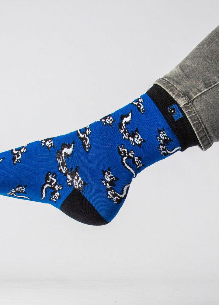 Strømper med motiver og knap