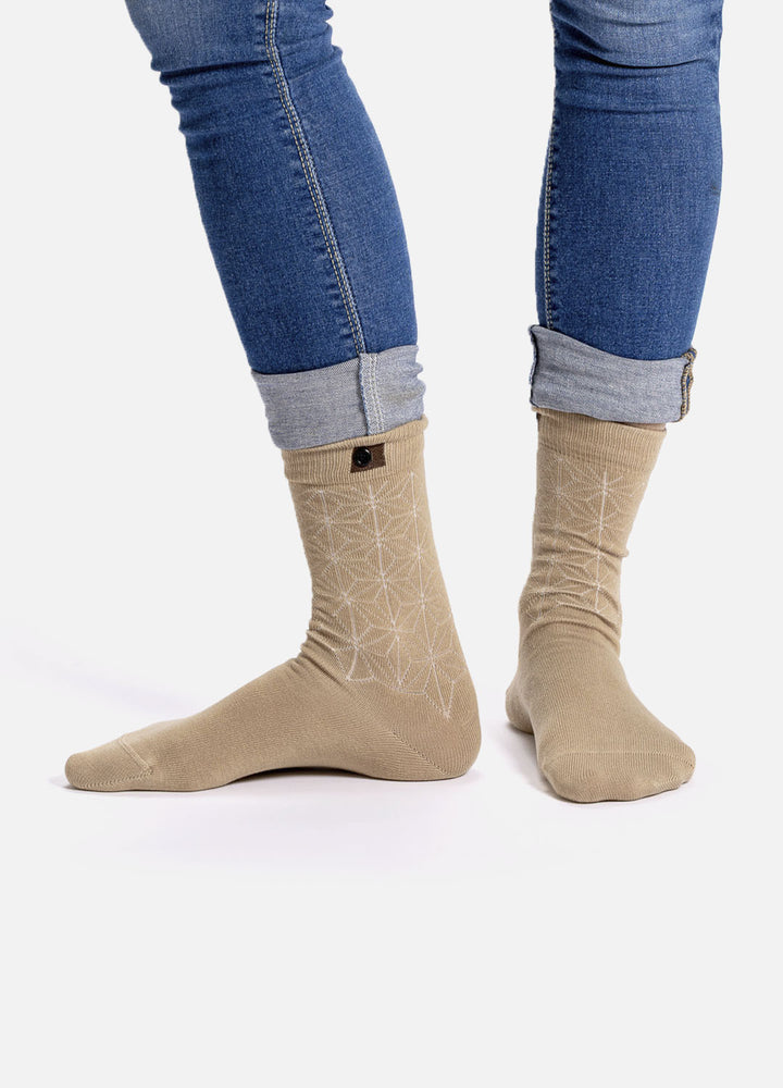 Tatsu | Eco-Friendly Beige Pattern