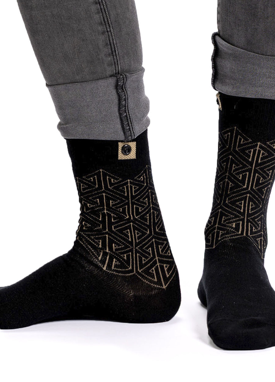 Vara | Black organic cotton socks for women